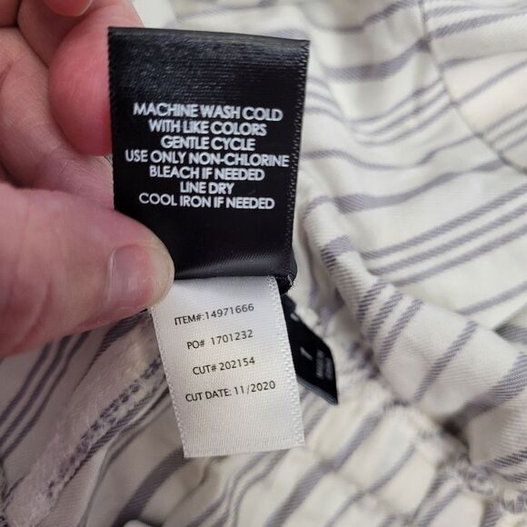 NEW Torrid white multi stripe rayon twill shortall with drawstring waist 1X‎ - Picture 6 of 11